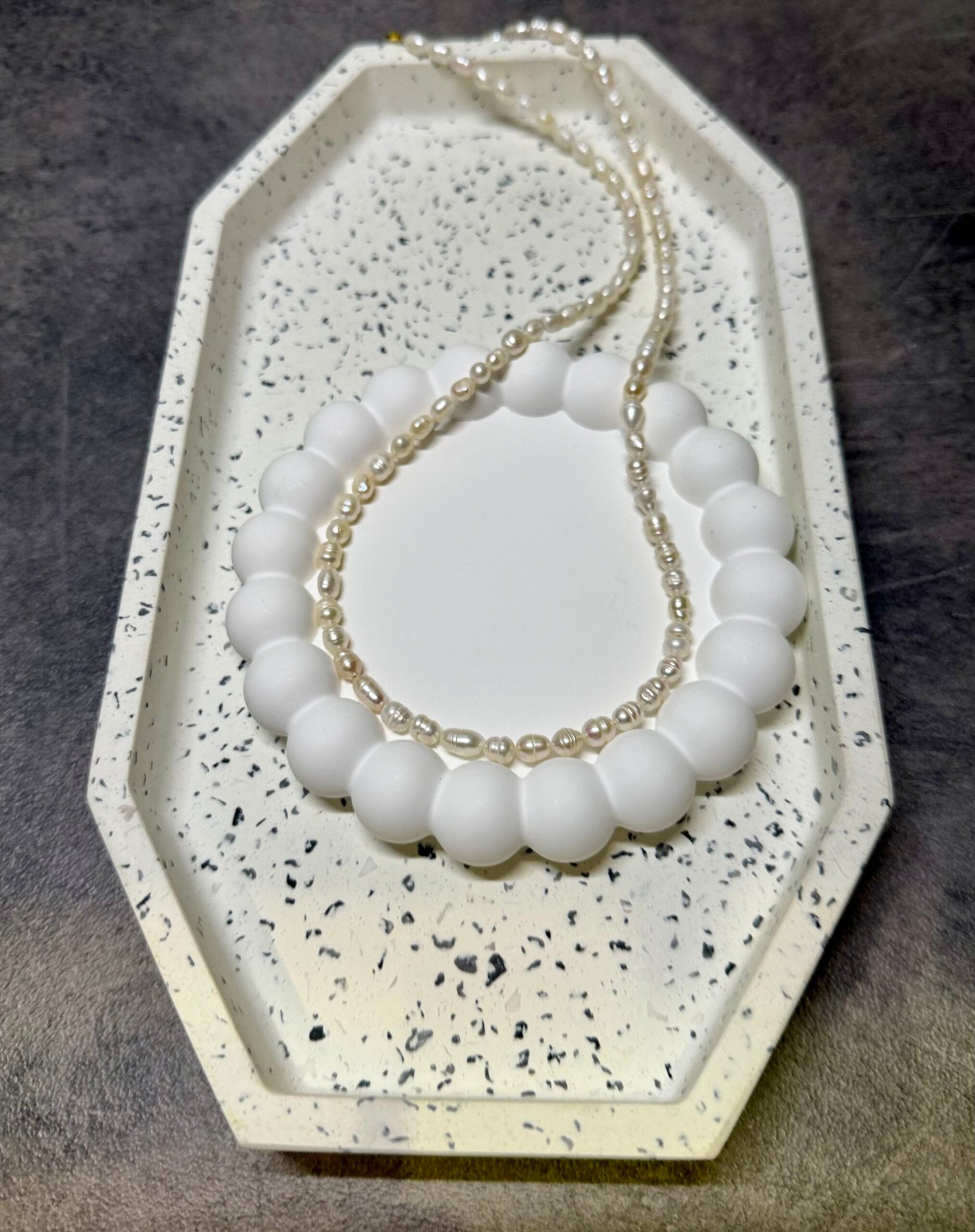 vėrinys "upiniai perlai" vėrinys "upiniai perlai"