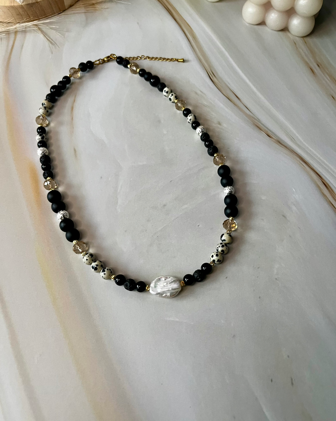 vėrinys "Švytėjimas" vėrinys "Švytėjimas"